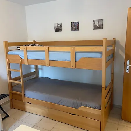 Апартаменты 2-zimmer - Voll Ausgestattet - Ideal Fuer Familien & Gruppen *